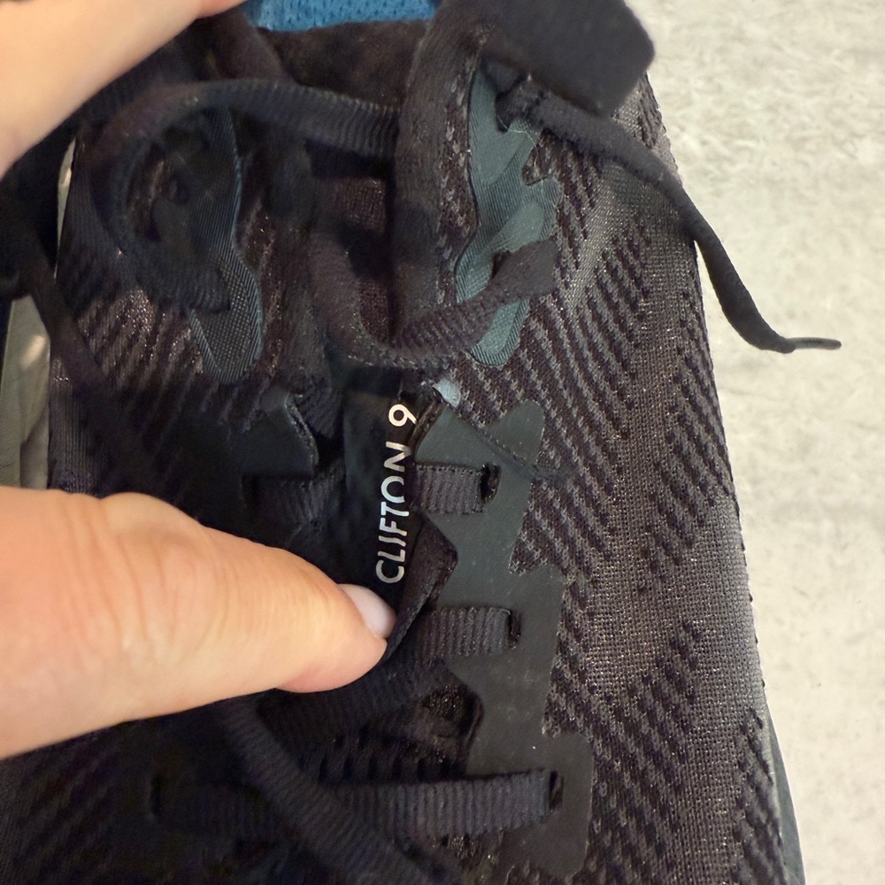 HOKA Clifton 9 - Picture 3 of 6